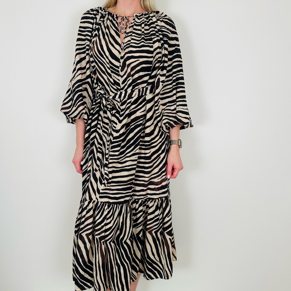 Banana Republic Zebra Animal Print 100% Silk Voluminous Lightweight Midi Dress - Picture 9 of 15